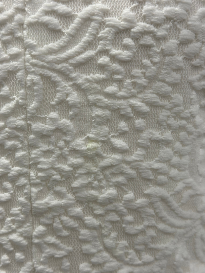 Meggy A397 - a wedding dress with a long-sleeved lace bodice and a flowing muslin skirt