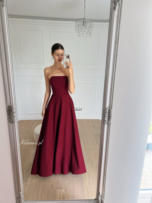 Hannah - maroon fitted corset dress