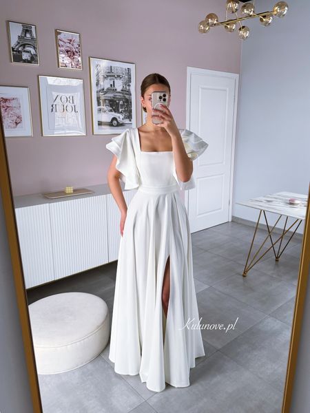 Kleo - wedding maxi dress in ecru color with karo neckline and ruffled sleeves