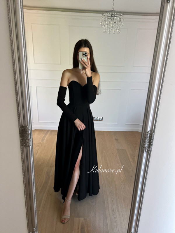 Judith - classic corset black maxi dress with extra straight sleeves