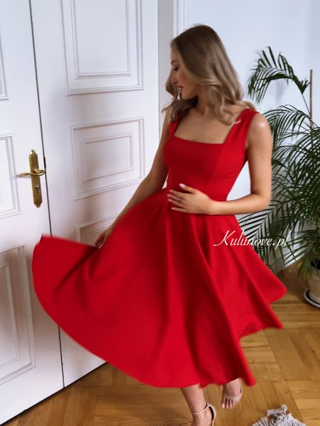 Karlie midi red A389 - blushed midi dress with karo neckline