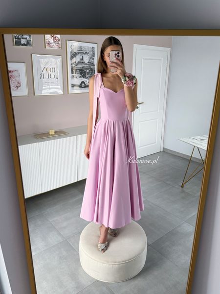 Scarlet - light pink flared midi dress with shoulder ties