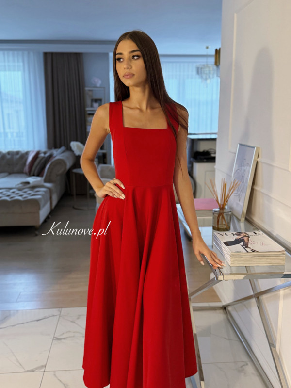 Karlie midi red - flared midi dress with karo neckline