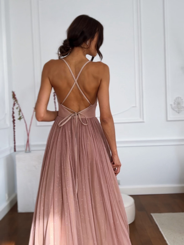 Bellatris - long, shiny dress in light pink with tied back