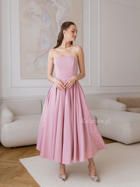 Bombshell midi - romantic corset midi dress in dirty pink with a voluminous bottom perfect for a wedding