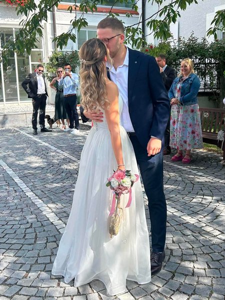 Bonnie - romantic chiffon gown with tie at the back
