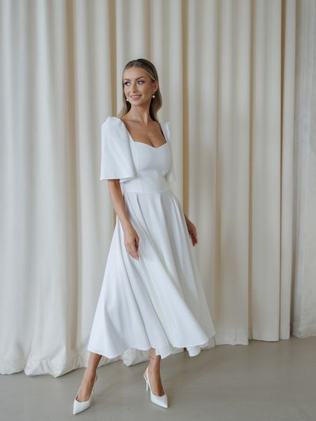 Elowen - romantic midi wedding dress with elegant neckline in ecru color