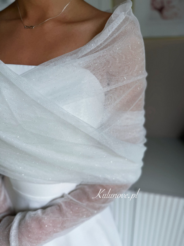 Chimney, tulle brocade ecru wedding etoll with extra sleeves