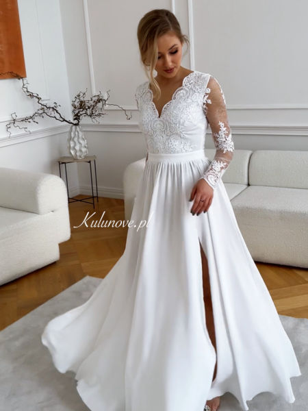 Marietta - white wedding dress with lace sleeves