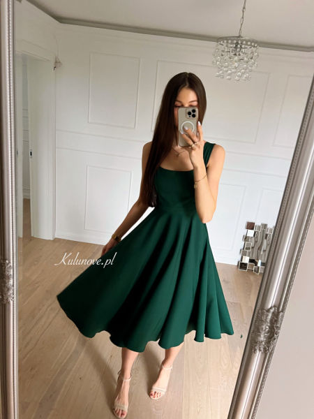Karlie midi - bottle green midi dress perfect for bridesmaids