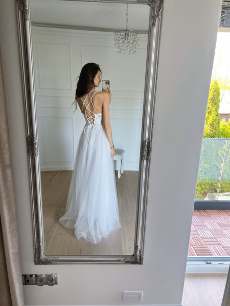 Lena - tulle princess wedding dress with tied lace bodice