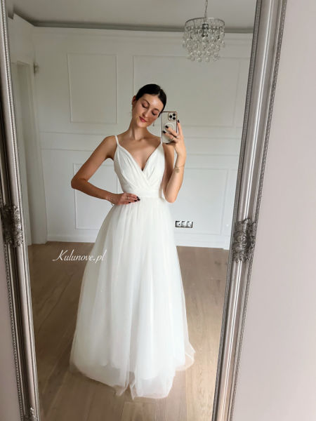 Ana - simple princess style tulle maxi wedding dress with straps