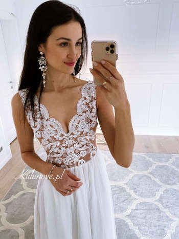 Sarah - white wedding dress with beige and white corset