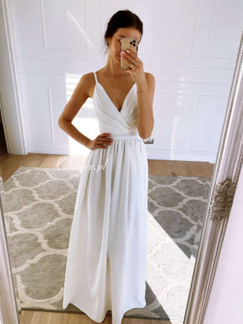 Elisabeth - simple wedding dress with overlap neckline in ecru color