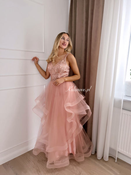 Luisa - light pink maxi dress with ruffles