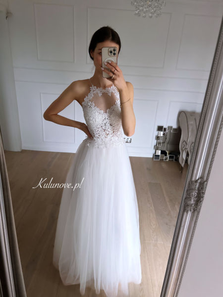 Berta - princess wedding dress with tulle skirt and lace corset