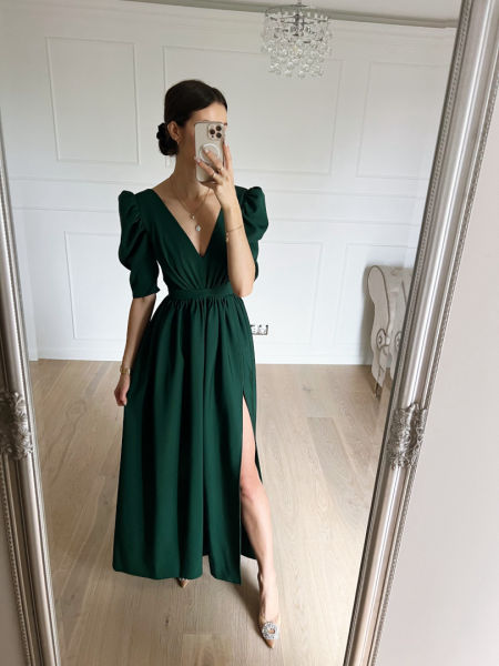 Laurell - maxi dress with flared bottom and buffets in bottle green color