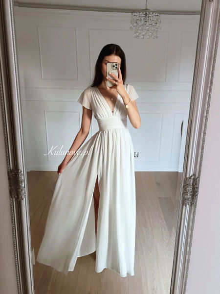 Tenerif - simple wedding dress with short chiffon sleeves
