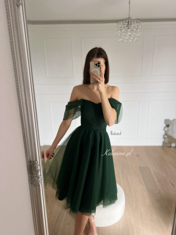 Selena - tulle midi dress with falling sleeves in bottle green color