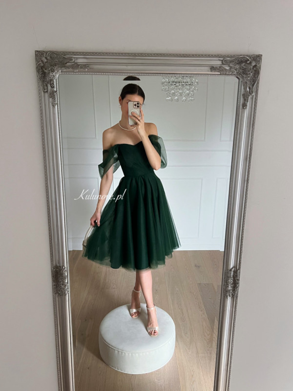 Selena - tulle midi dress with falling sleeves in bottle green color