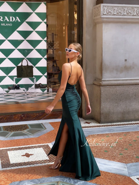 Milano - long gown with deep back neckline in elegant green