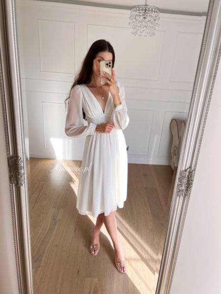 Merida midi - short long sleeve dress with deep neckline