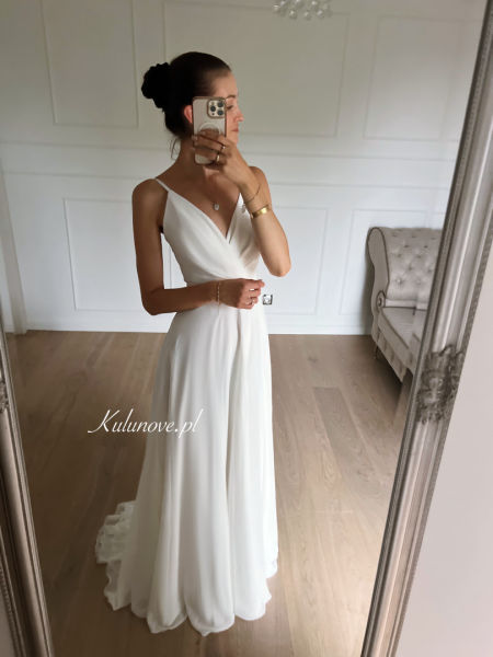 Alruna - chiffon ethereal strapless wedding dress with train