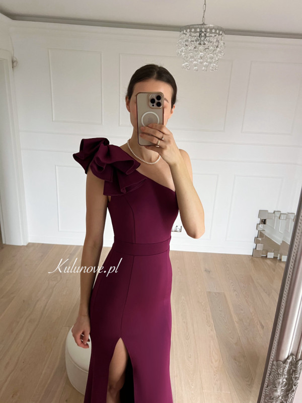 Audrey - plum colored one shoulder dress with decorative bow and delicate train