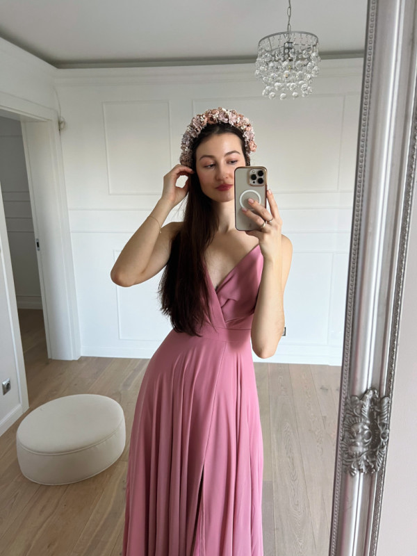 Alruna - long chiffon strapless dress in dirty pink color