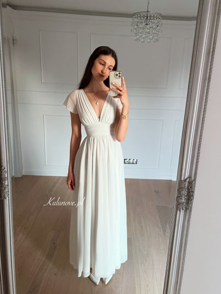 Tenerif - simple wedding dress with short chiffon sleeves