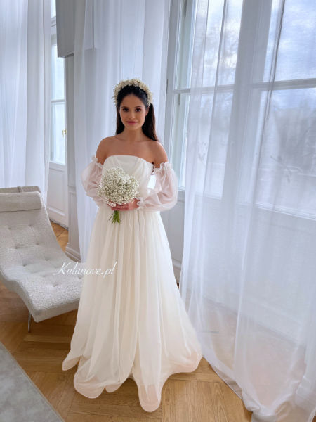 Roma - chiffon wedding dress with detachable sleeves