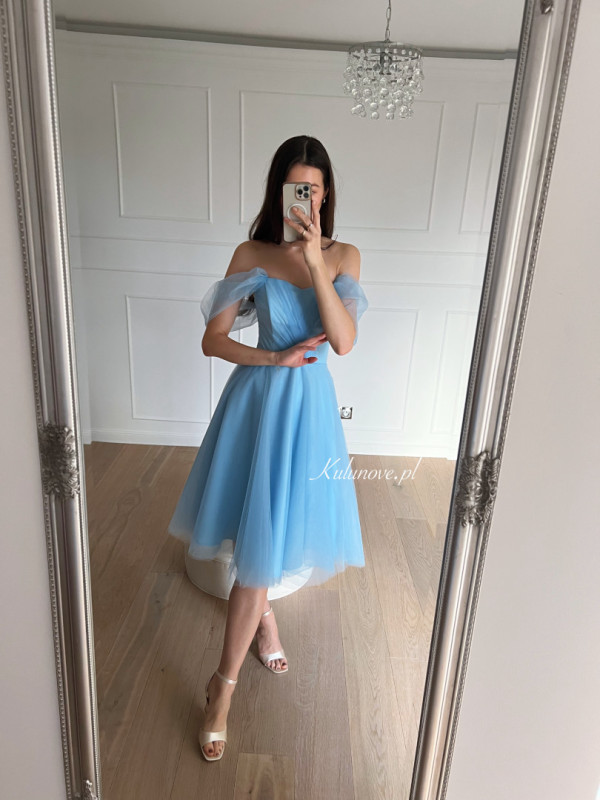 Selena - blue tulle midi dress with falling sleeves