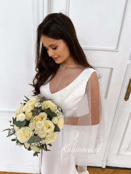 Tulle wedding cape with pearls