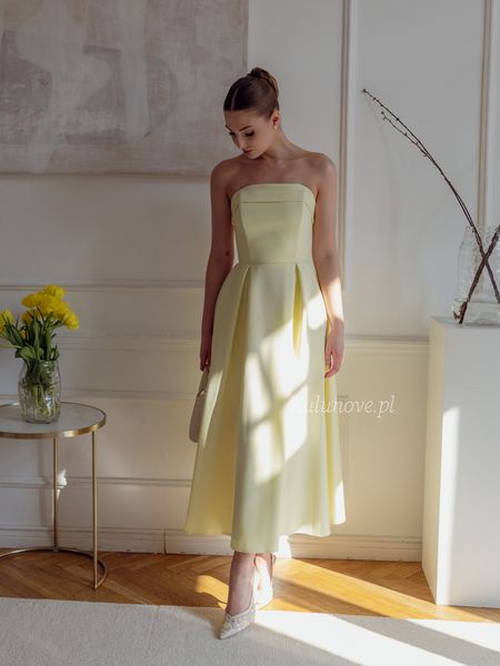 Harriet midi - buttery dress with straight bodice and skirt with pleats
