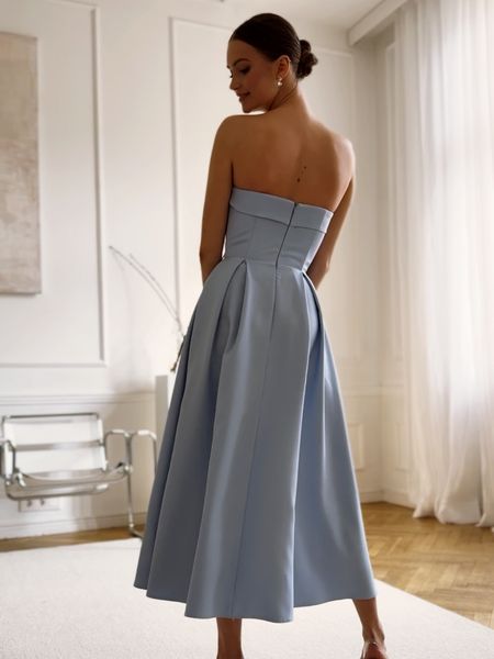 Harriet midi - blue strapless corset dress with pleated pleats