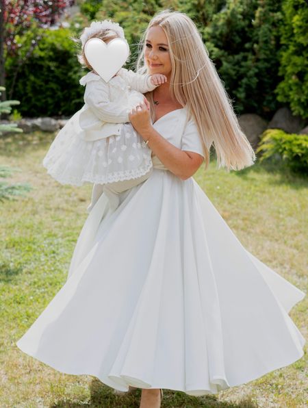Tina midi - elegant wedding dress in ecru color with envelope neckline