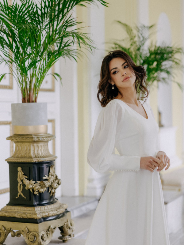 Izyda - 7/8 length wedding dress with bouffant chiffon sleeves