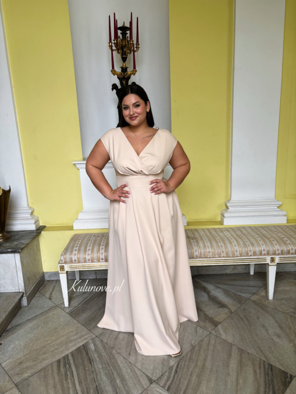 Jolie maxi - light beige maxi dress covering the shoulders