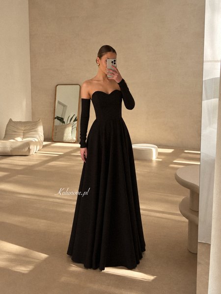 Judith - classic corset black maxi dress with extra straight sleeves