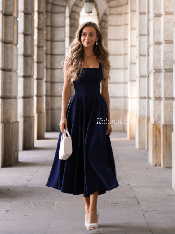 Karlie midi - navy blue strapless midi dress with square neckline