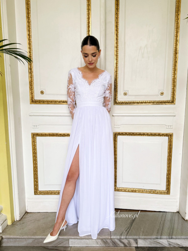 Klementyna - lace wedding dress with chiffon bottom