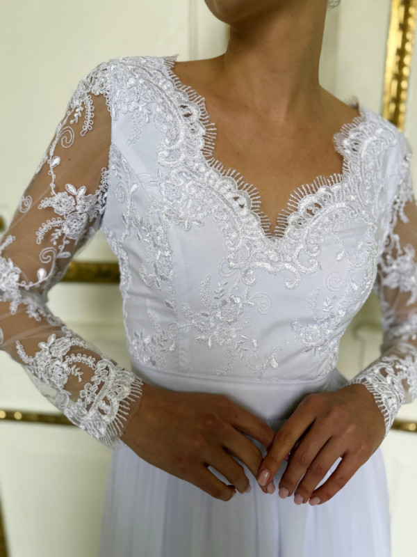 Klementyna - lace wedding dress with chiffon bottom