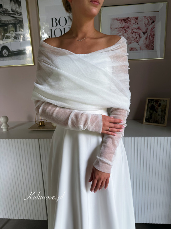 Chimney, tulle brocade ecru wedding etoll with extra sleeves