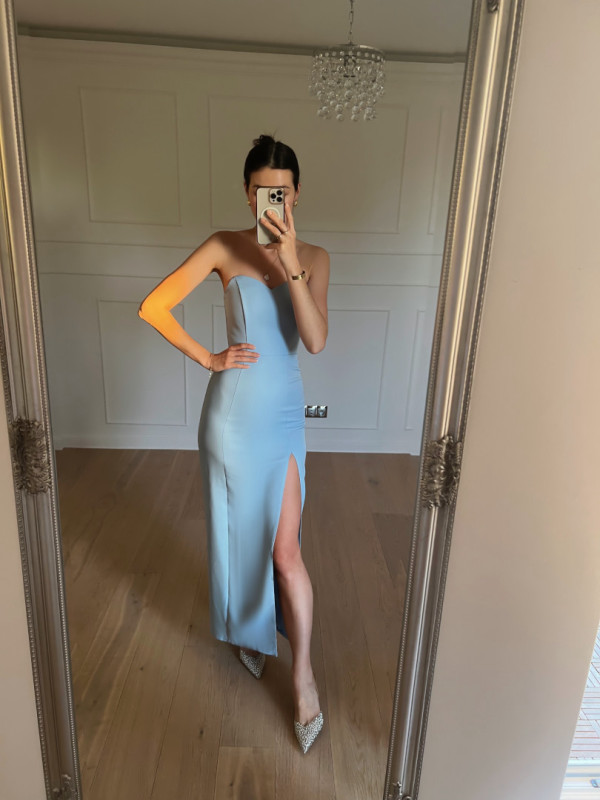 Leandra blue - pencil long dress with heart neckline and open shoulders