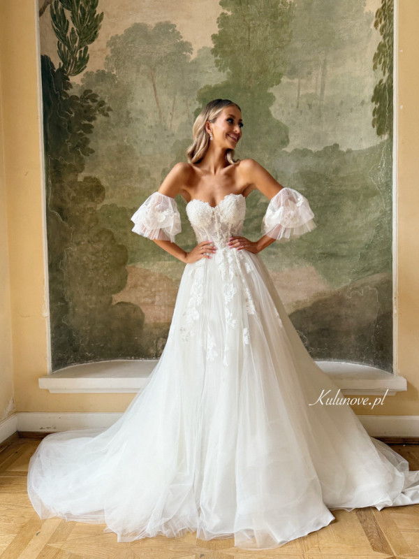 Mariposa - premium richly embellished wedding dress with extra sleeves