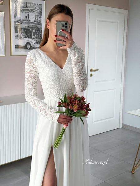 Meggy - lace dress with chiffon bottom and V neckline