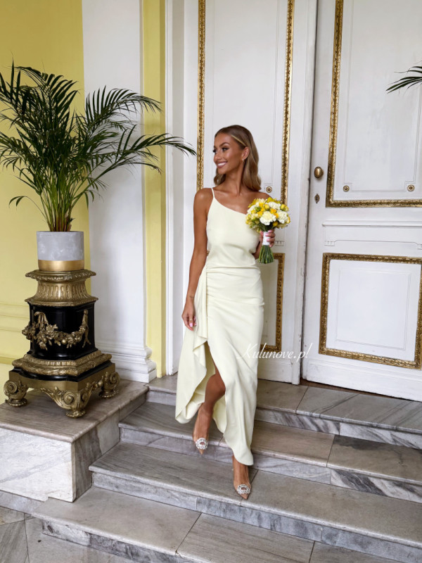 Miami - yellow one-shoulder dress with ruffles