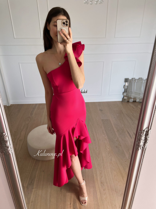 Natalie - Spanish fuchsia-colored one-shoulder dress with ruffled bottom and decorative frill on the shoulder