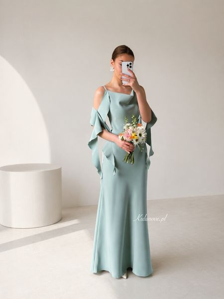 Nebraska - long dress in sage color with decorative wavy sashes