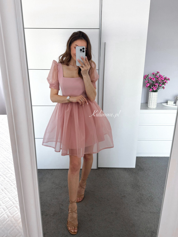 Pin up girl - mini dress in powder pink with buff sleeves